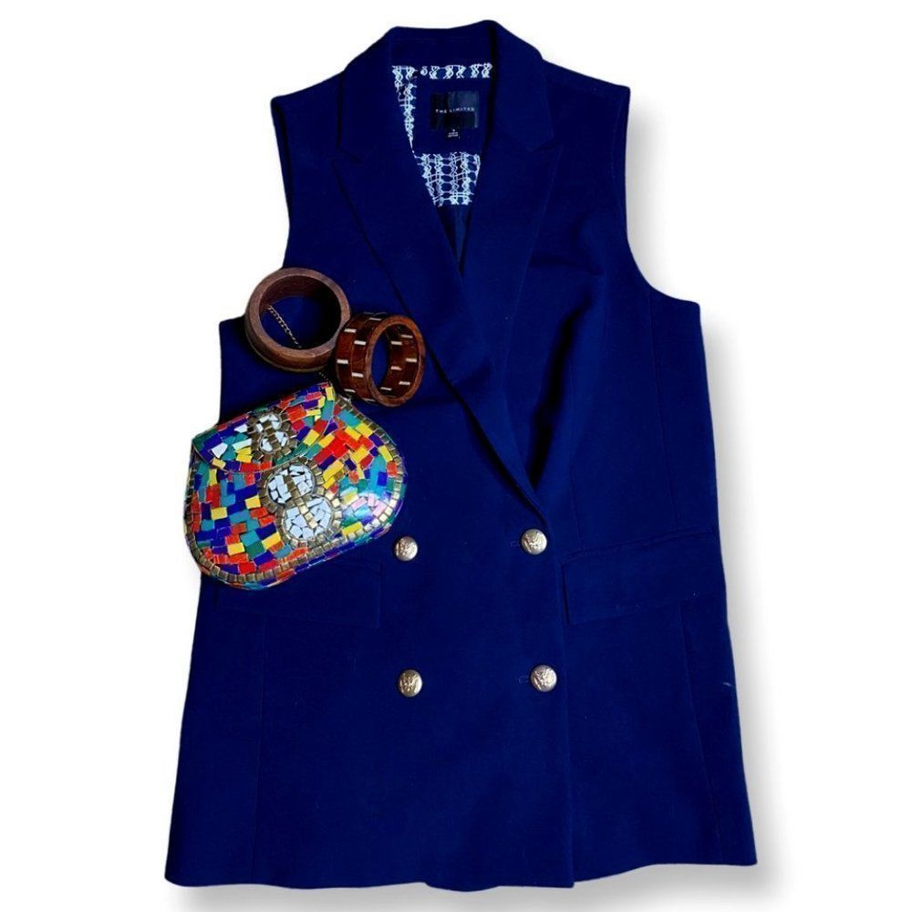 CLASSY THE LIMITED BLAZER VEST SIZE SMALL!
